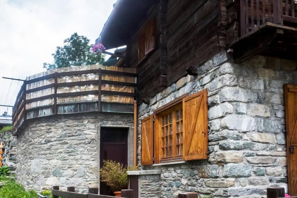 Chalet Indipendente In Centro A Вальтурнанш Экстерьер фото
